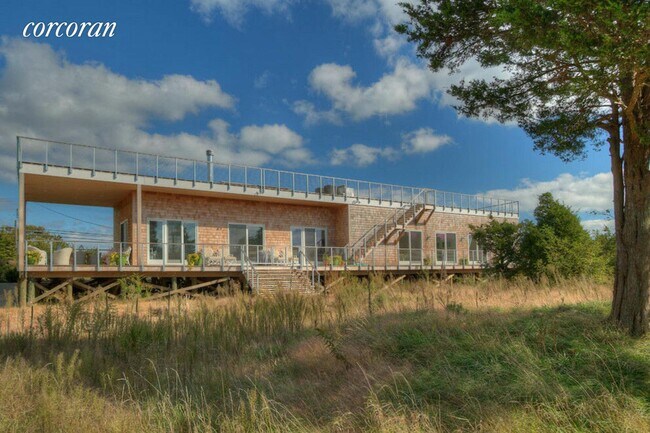 Building Photo - 28 Ram Island Dr