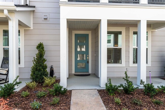 Building Photo - For Rent – Stunning 3BR Townhome in Nocatee’s Premier Community