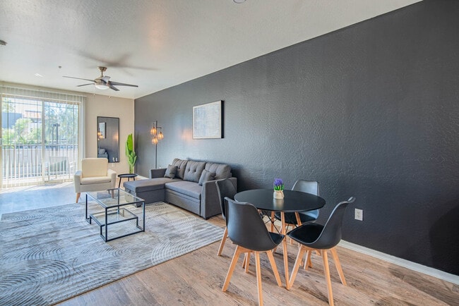 Building Photo - 1275 E University Dr