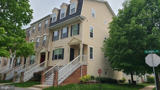 Photo - 12820 Rexmore Dr Apartment