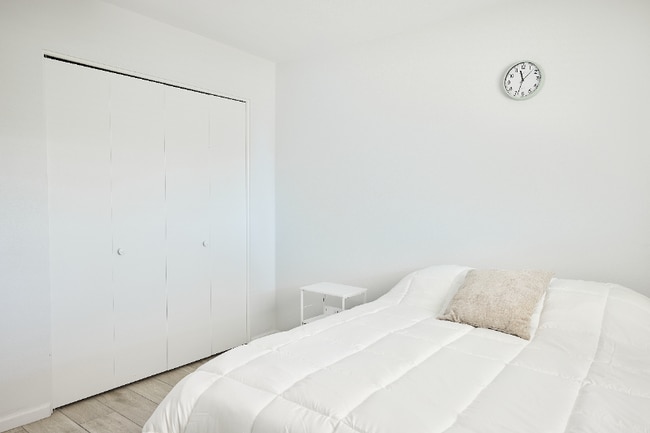 Photo - 1630 E 12th St House