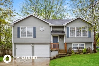 Building Photo - 1811 NE McKee Ln