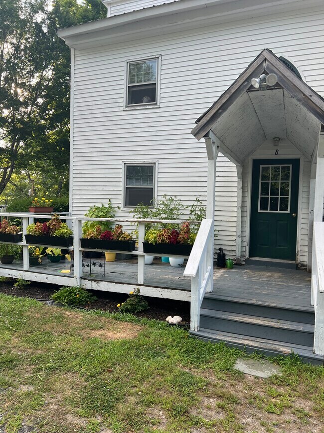 Foto del edificio - 11 Parker Farm Rd