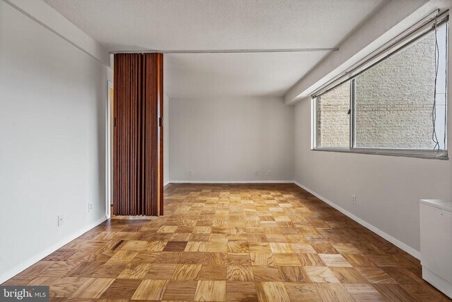 Building Photo - 4515 Willard Ave