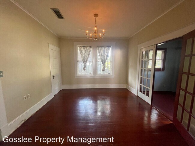 Foto del edificio - 2 br, 1 bath House - 725 Delaware Street