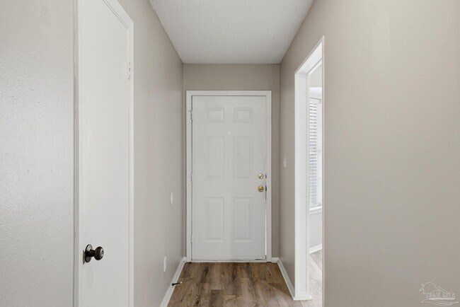 Foto del edificio - 2813 Langley Ave
