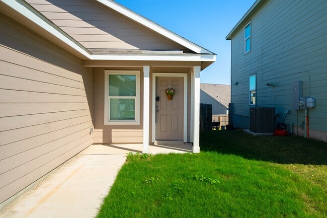Building Photo - Home for Rent