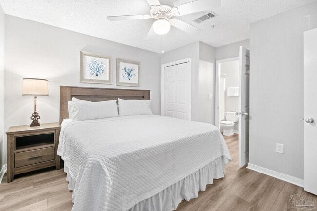 Foto del edificio - 13351 Johnson Beach Rd