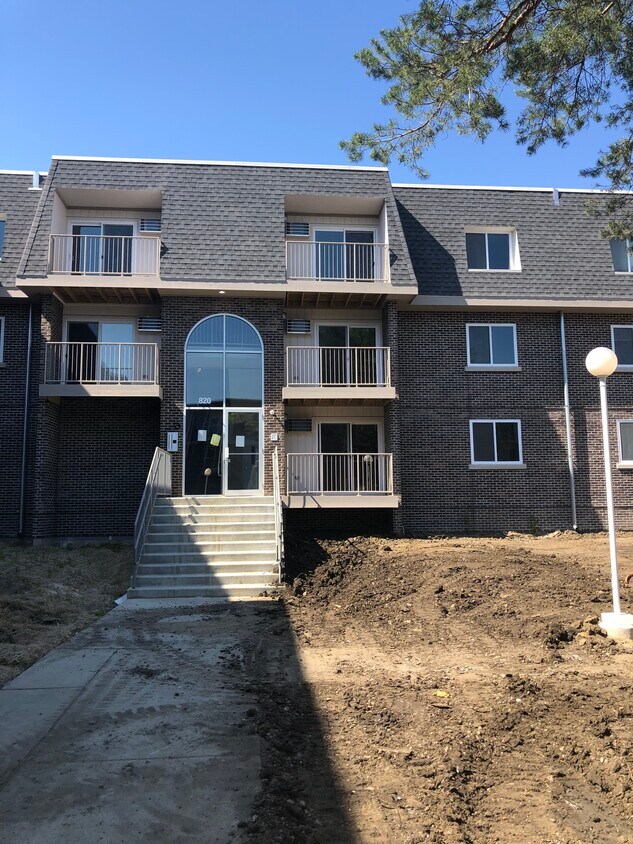 838 Jonathon Ct Unit 306, Prospect Heights, IL 60070 Condo for Rent in Prospect Heights, IL