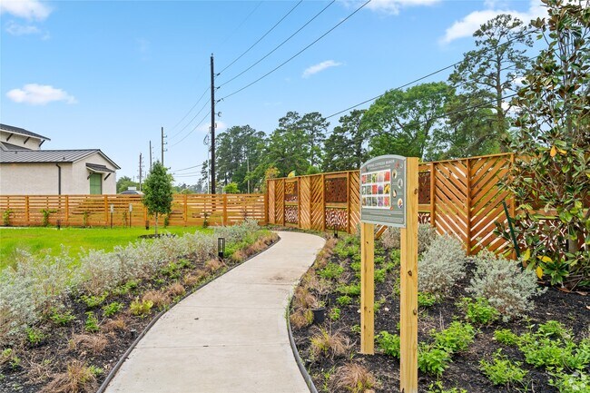 Building Photo - 13818 Bee Flower Ln