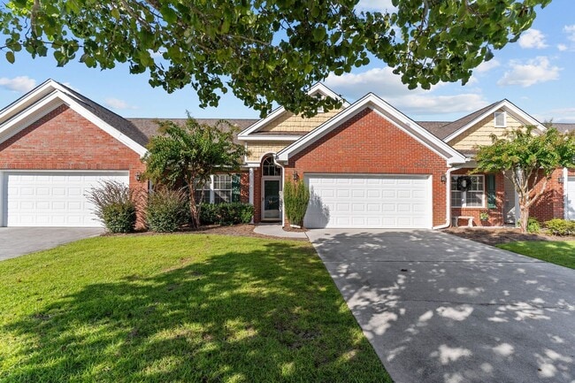 Building Photo - 2 Bedroom Townhouse in Wilmington!