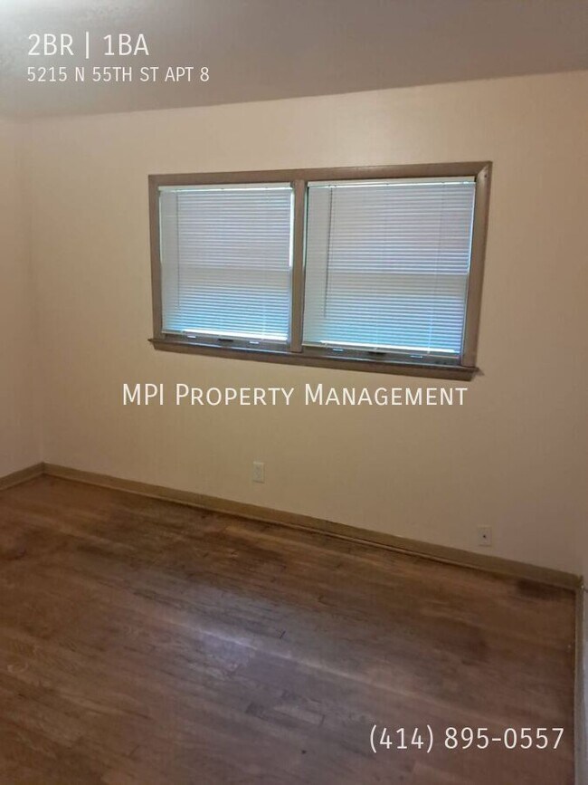Foto del edificio - 5215 N 55th St