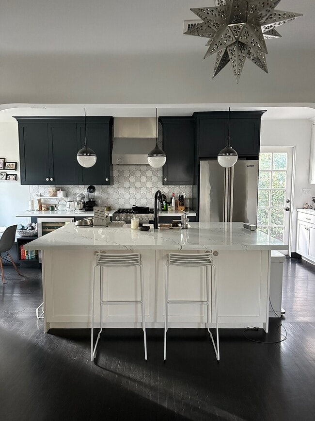 Kitchen - 4305 Chase Ave