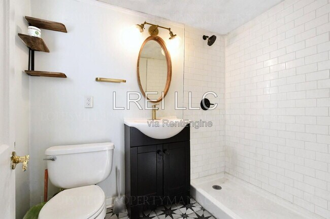 Foto del edificio - 515 E 11th St