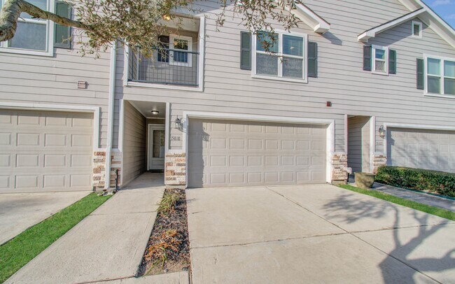 Foto del edificio - 15818 Whiteglade Ln