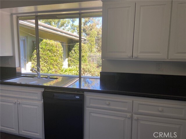 Building Photo - 30895 Palo Alto Dr