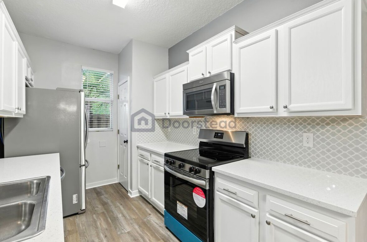 Foto principal - 74 Moultrie Village Ln