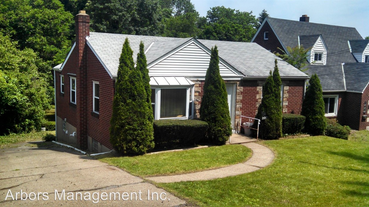 Primary Photo - 2601 Laketon Rd