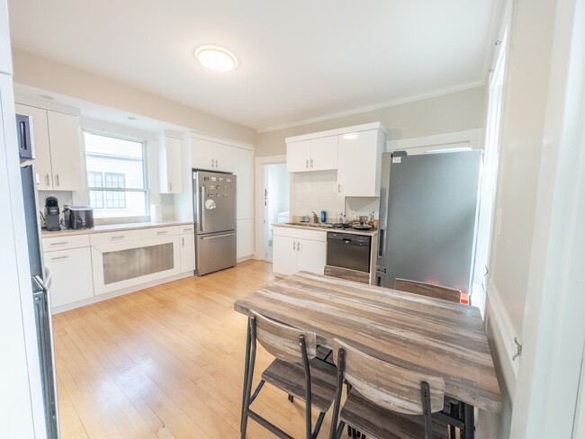 Photo - 30 Carver St Townhome