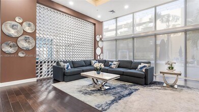 Building Photo - 18800 NE 29th Ave