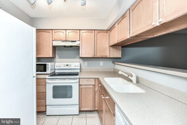 Foto del edificio - 1524 Lincoln Way