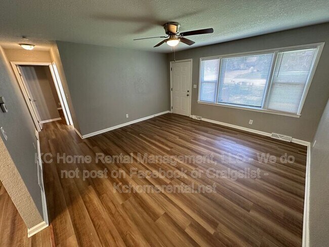 Building Photo - 515 S Forest Ave