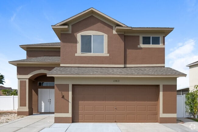 Building Photo - 12812 Longcrest Dr