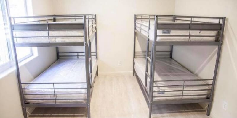 Primary Photo - Hobart Room 5