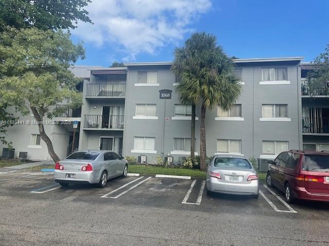 Foto del edificio - 1068 Benoist Farms Rd