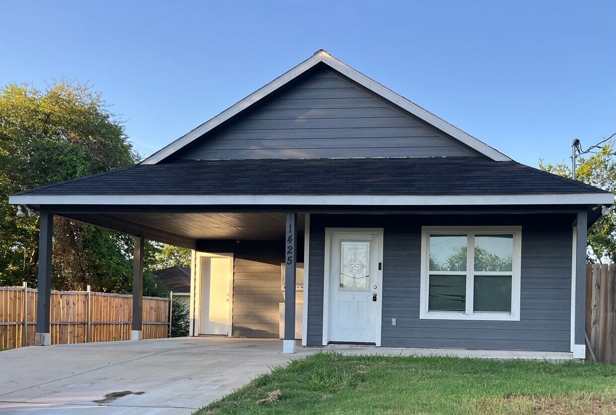 Foto principal - 1425 Marshall St