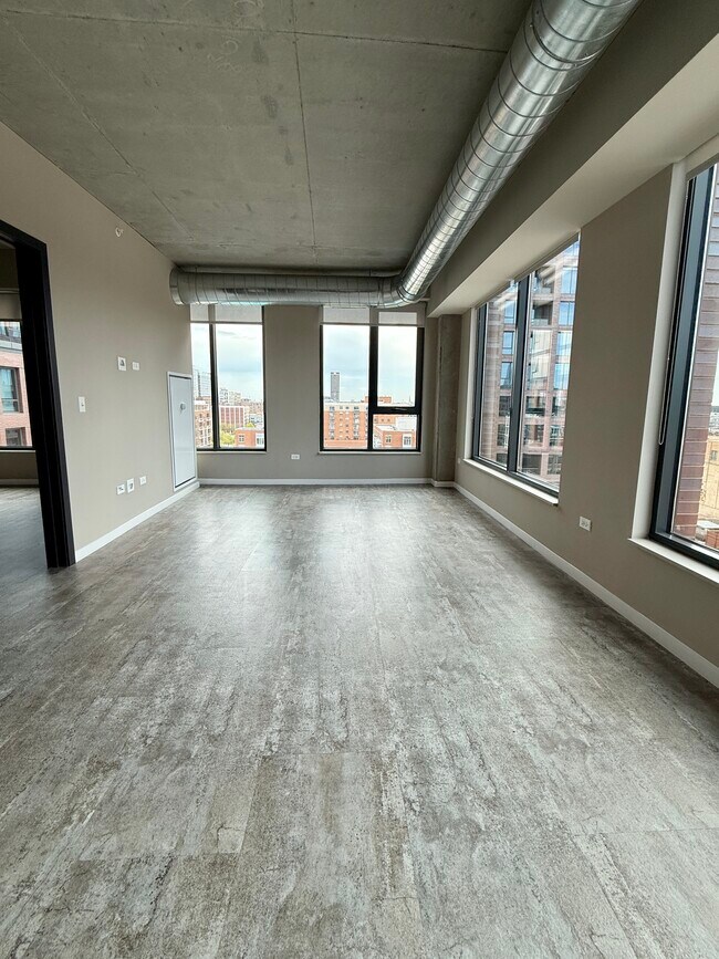 Foto del edificio - 917 W Washington Blvd