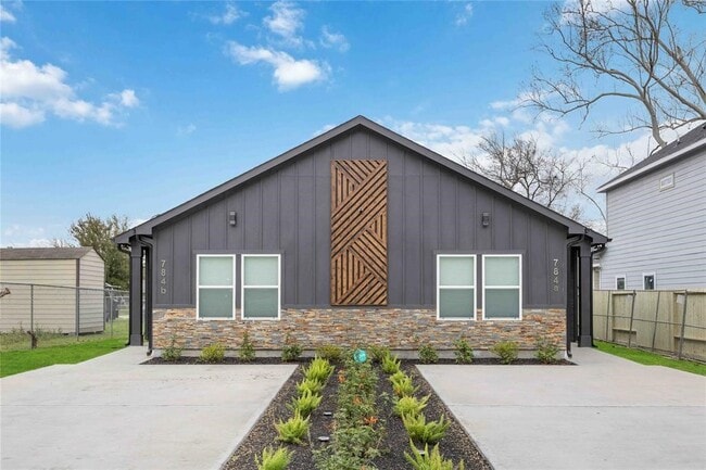 Foto del edificio - 784 Enterprise St