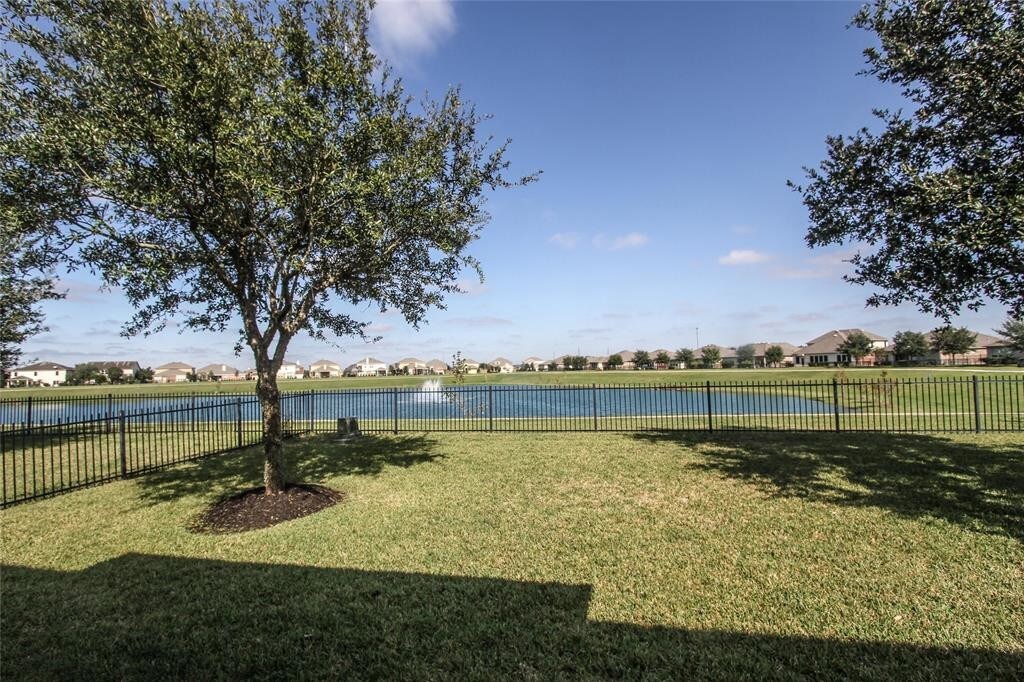 Foto principal - 8407 Clover Leaf Dr