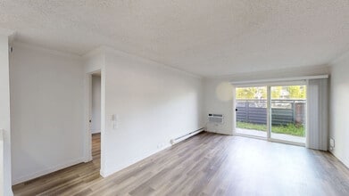 Interior Photo - Eight 80 Newport Beach