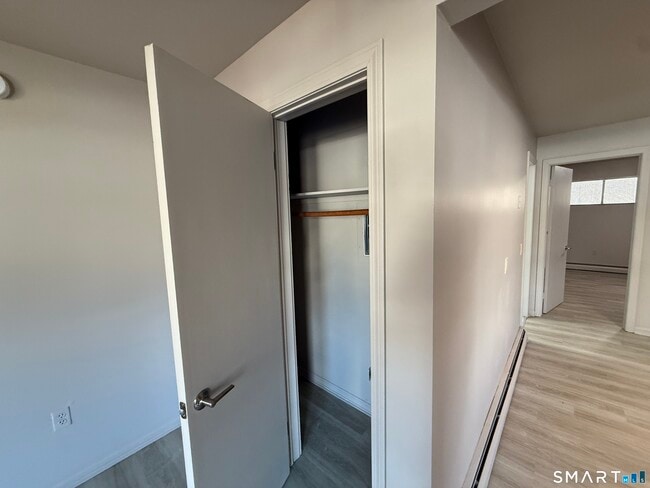 Building Photo - 388 S Main St