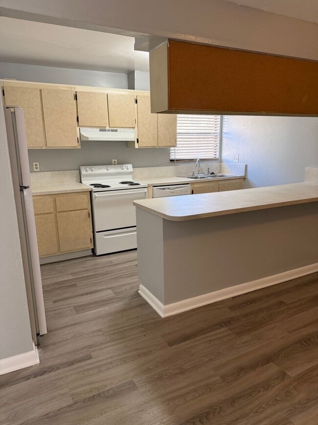 Photo - LEASE NOW AND ENJOY 50% OFF 2ND MONTH! Location, location, location! 875 SF Unit- 2 bd/ 1 ba near... Apartment