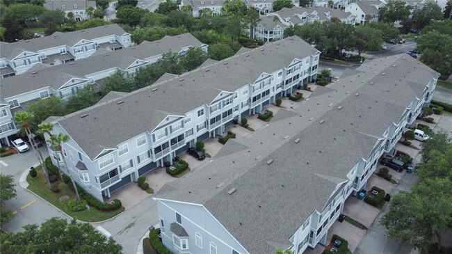 Building Photo - 2550 Grand Central Pkwy
