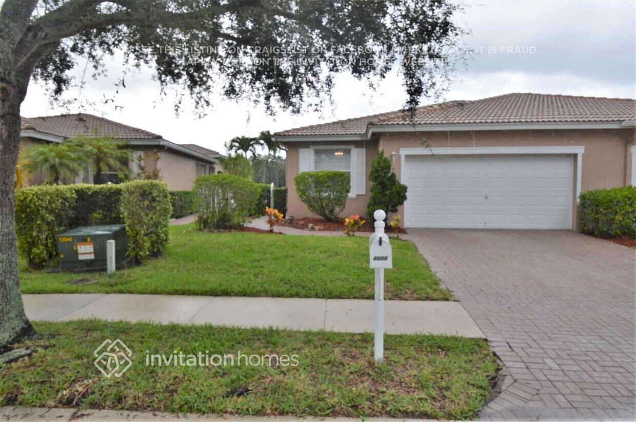 Foto principal - 8600 Lineyard Cay