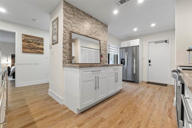 Foto del edificio - 10190 NW 52nd Terrace