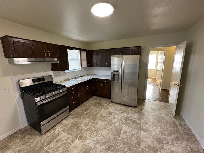 Foto del edificio - 511 Louise St