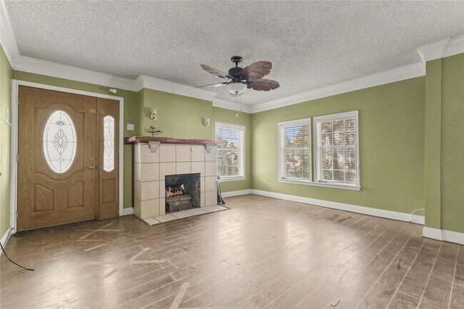Foto del edificio - 1820 Live Oak Ave