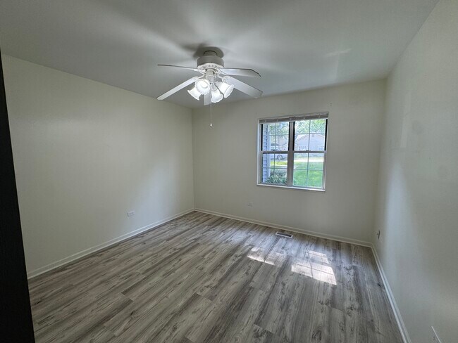 Foto del edificio - 458 N Lake Shore Dr