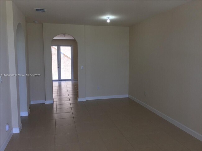 Building Photo - 17105 SW 96th St