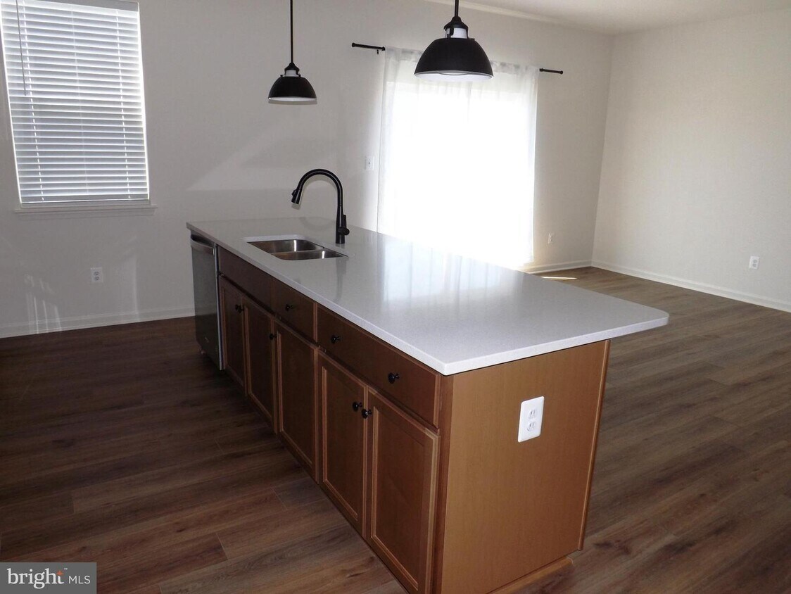 20 STAFFORD Pl, Falling Waters, WV 25419 Townhome Rentals in Falling