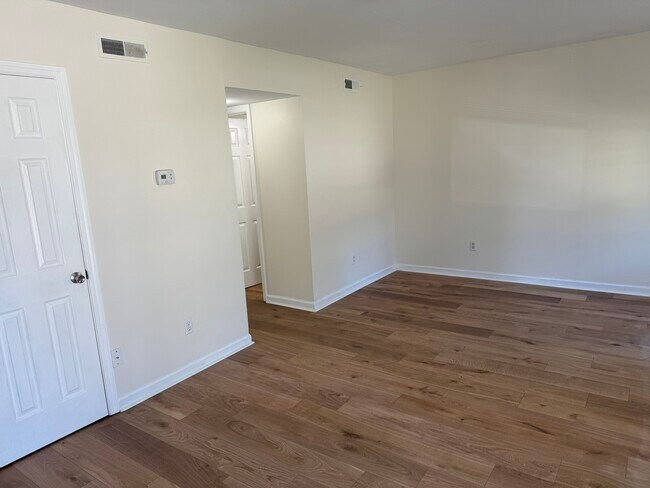 Building Photo - 7593 Hunters Ridge Ln