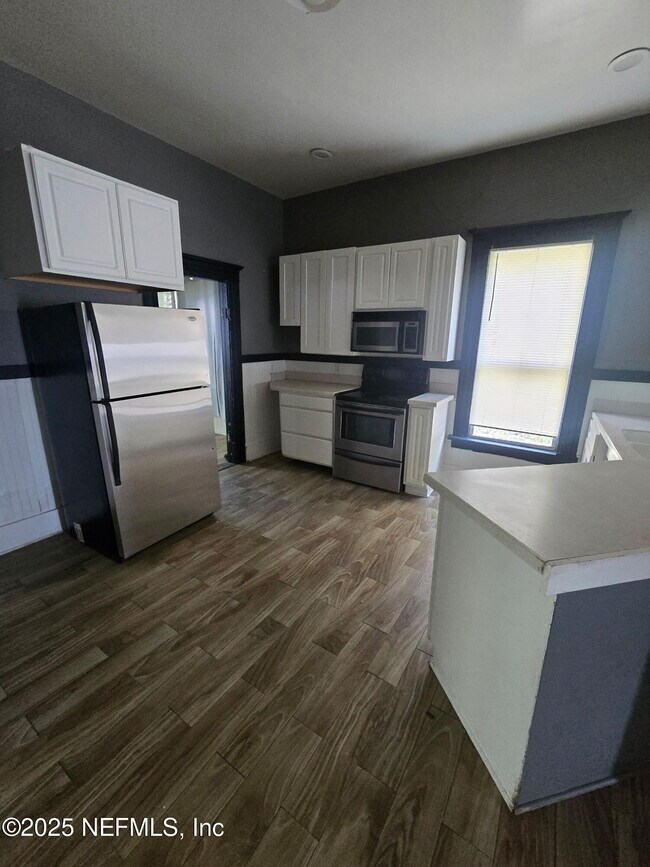 Building Photo - 2005 Morehouse Rd