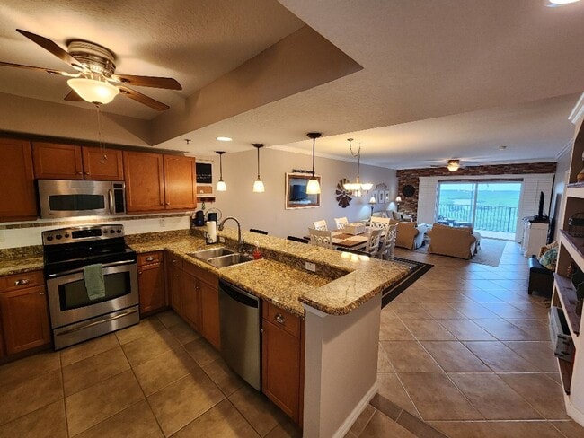 Foto del edificio - Beautiful Ocean Walk Condo Available April 10, 2026