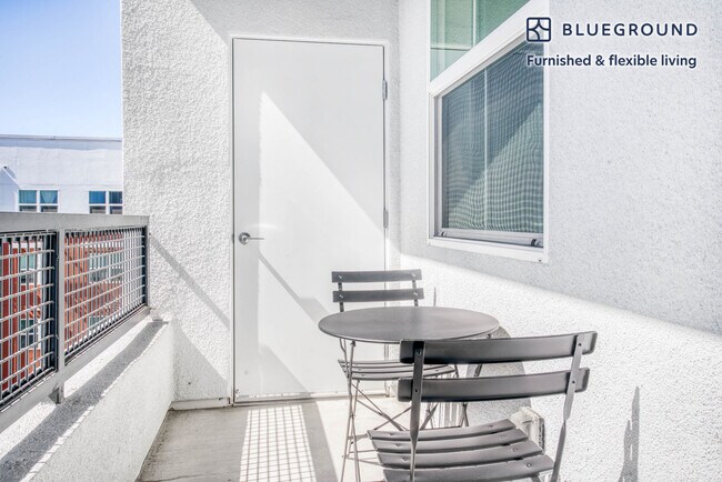 Building Photo - 765 Montague Expy