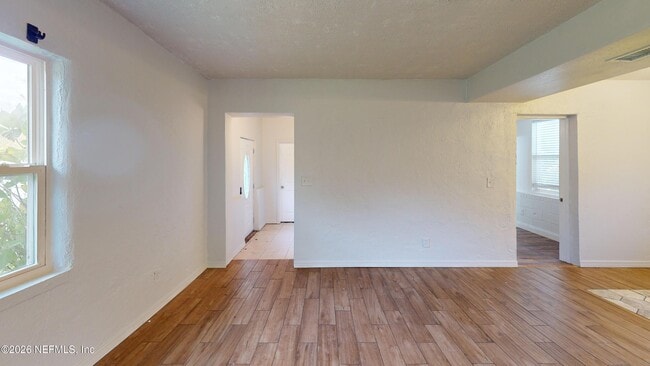 Building Photo - 6926 Camelot Rd