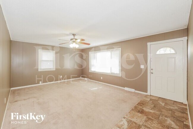Foto del edificio - 12704 Grandview Rd